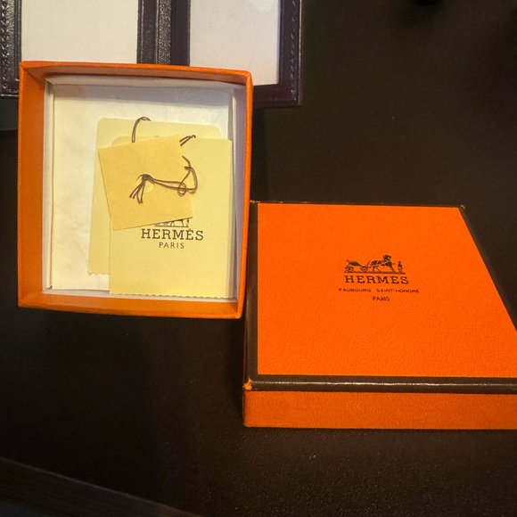 Beautiful Hermés Mini Photo Holder - Picture 2 of 9